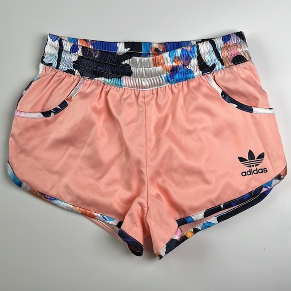 ADIDAS ORIGINALS Shorts - Picture 2 of 7